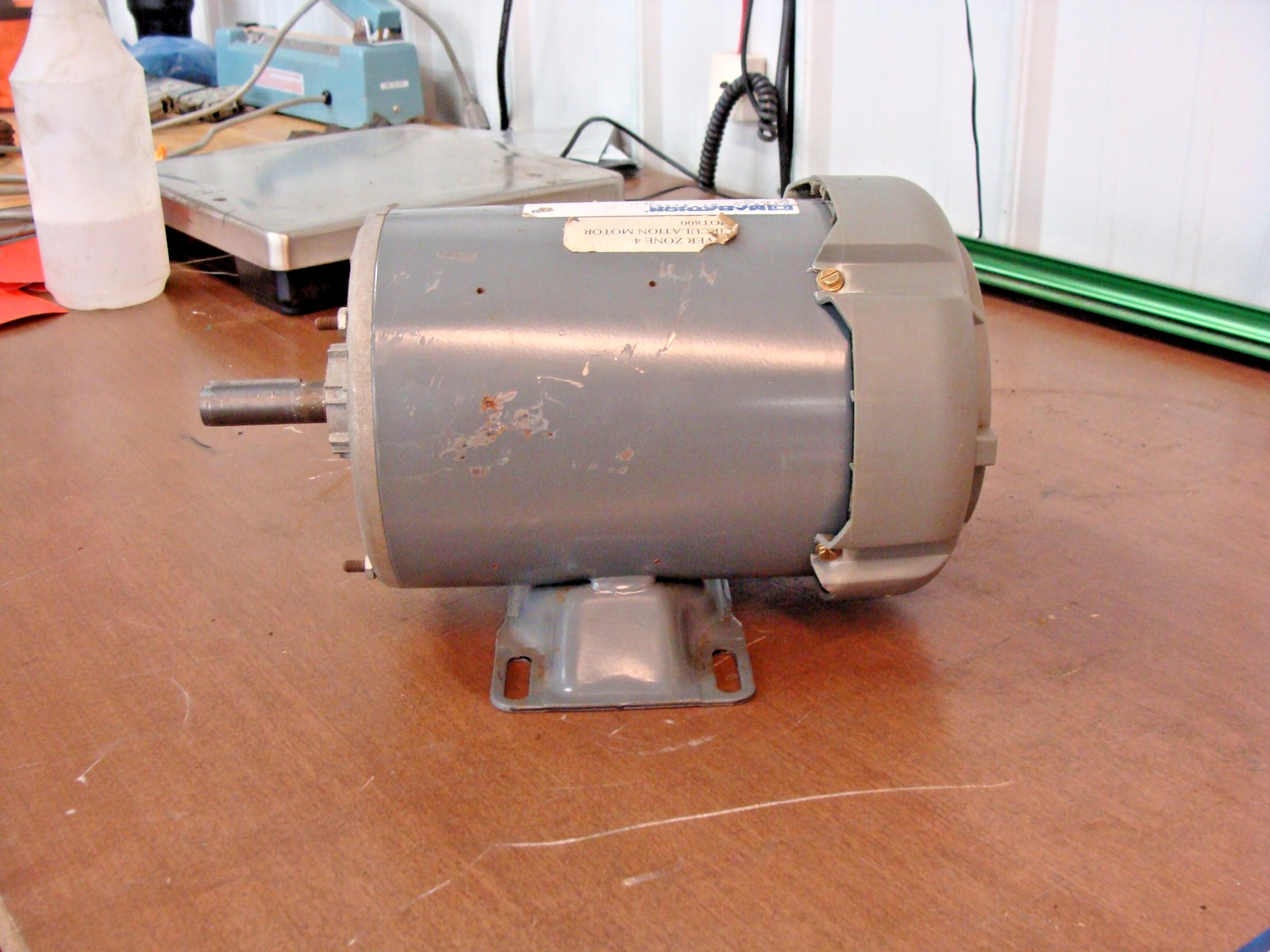 MARATHON G329 MOTOR MODEL CVJ 3/4 HP 3 PH 208-230/460V 2.7-2.8/1.4 A 1725 RPM