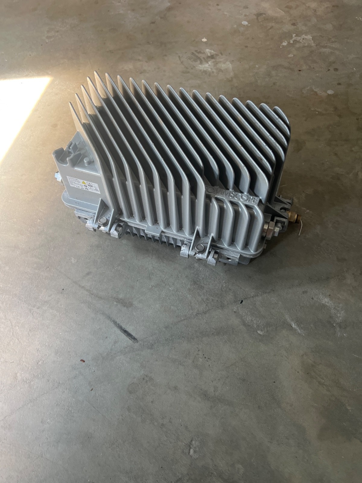 CommScope FDX-LE-XX-XFX 1.2 GHZ Amplifier Dual Port Mini Bridger