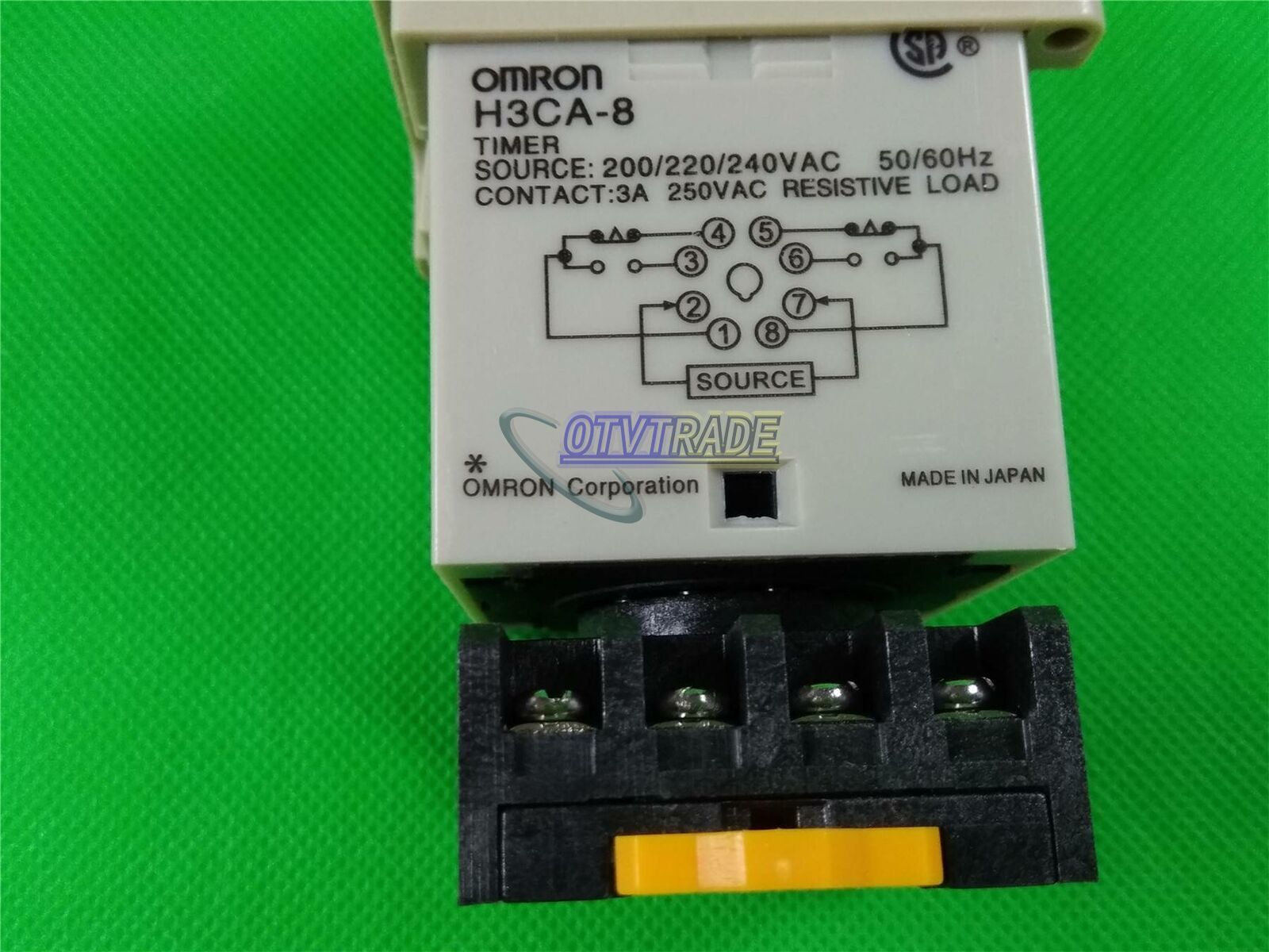 NEW ONE IN BOX OMRON Timer H3CA-8 200/220/240VAC