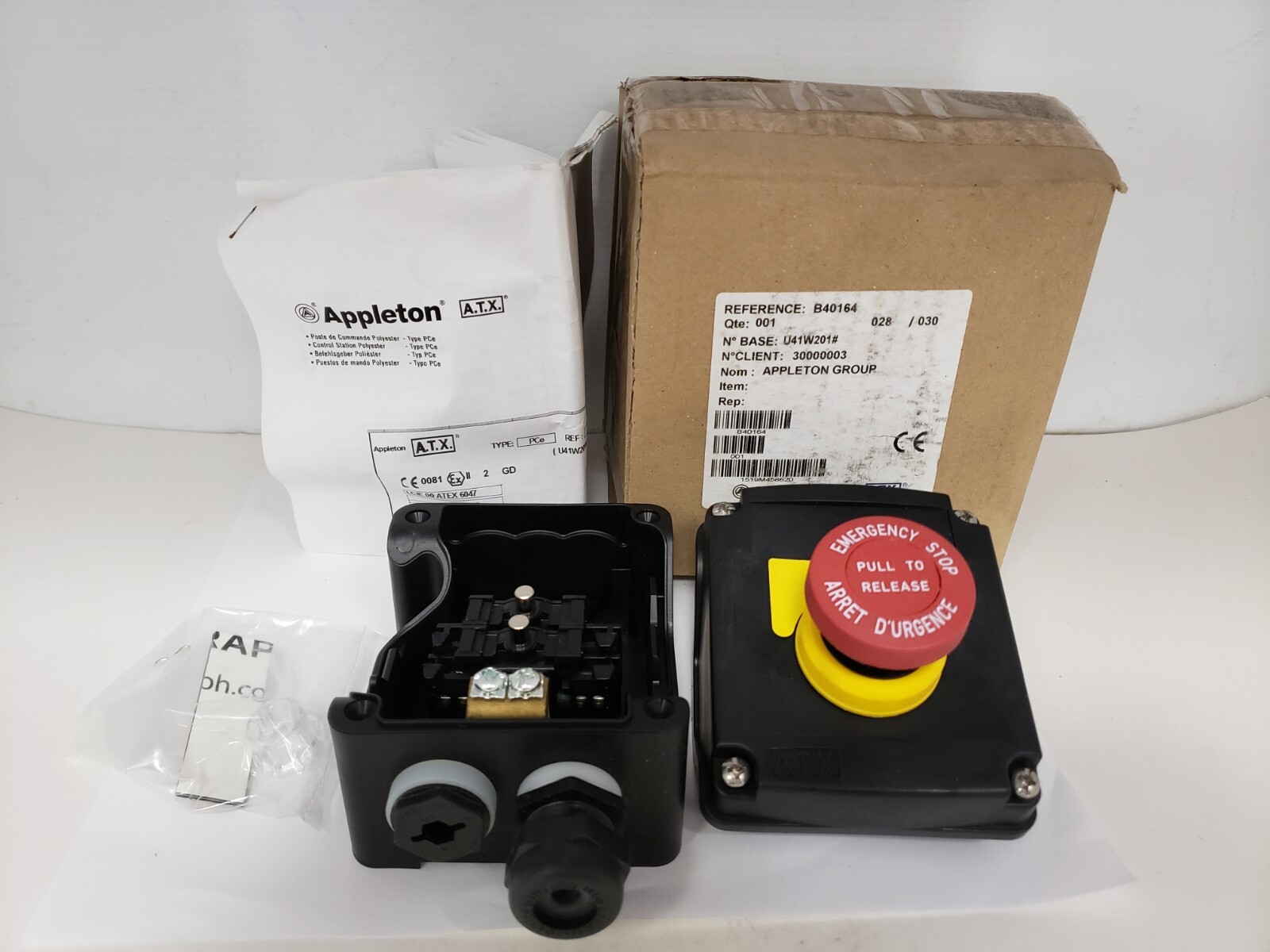 APPLETON B40164 EMERGENCY STOP BUTTON PUSHBUTTON SWITCH NIB