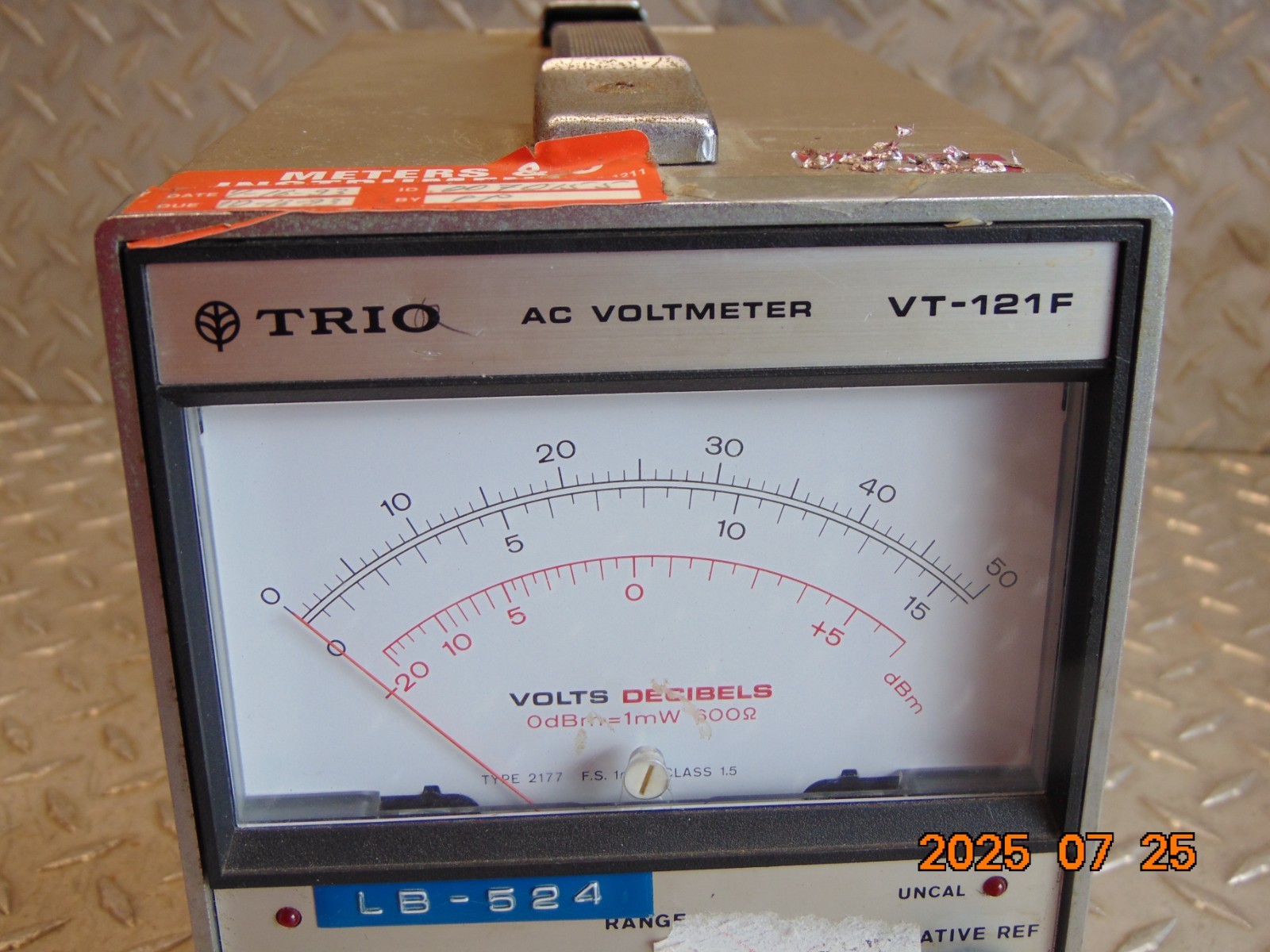 TRIO VT-121F AC VOLTMETER VOLTS DECIBELS