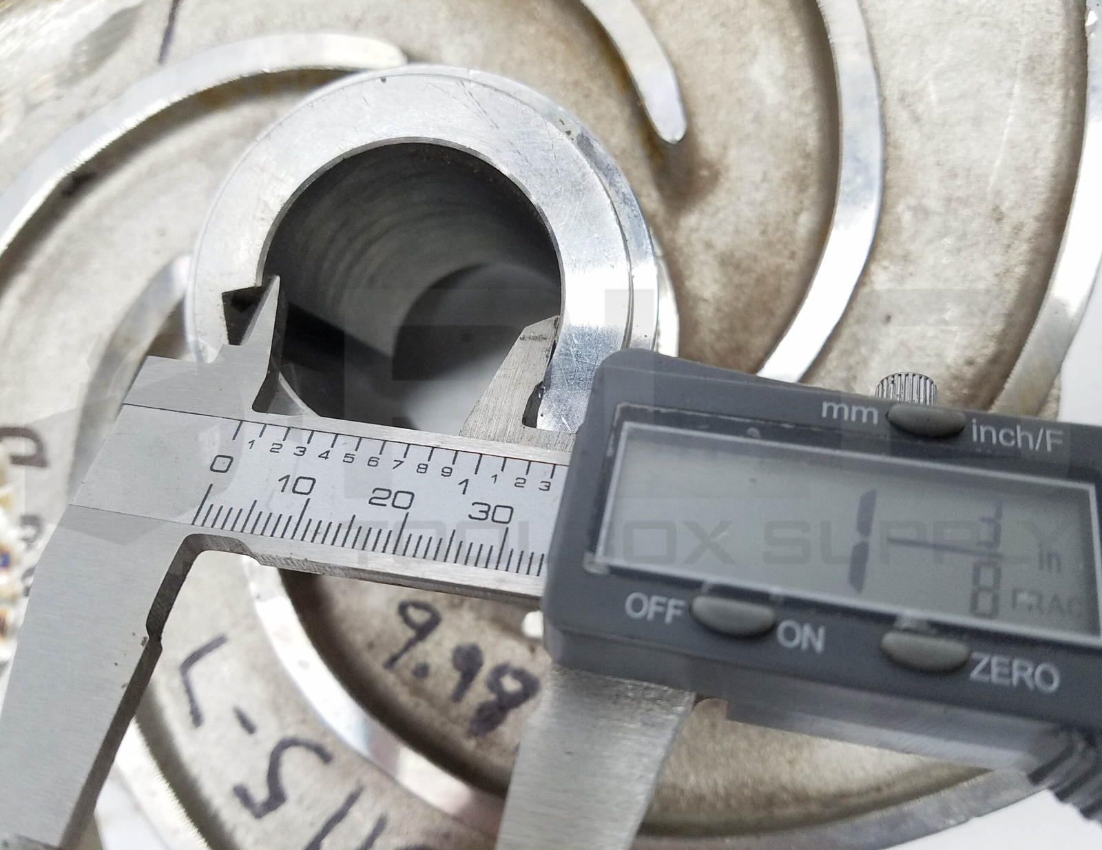 GOULDS PUMP IMPELLER ID: 1-3/8″ OD: 10″ W: 4″