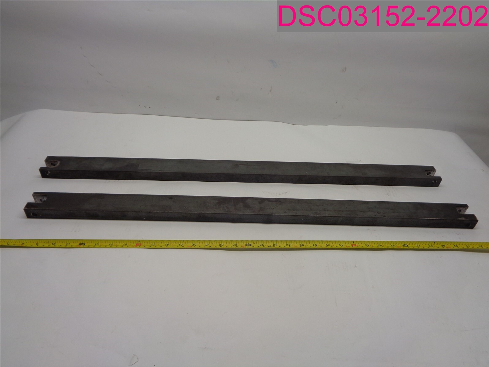 #1284860; 2 Bars=35-3/4″x2″x1″, 2 Boards=33-15/16″x9-1/4″x3/4″, 2 Boards=14″x