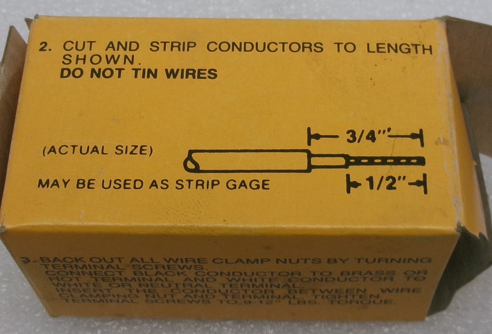 Hubbell HBL5868VY Replaces Cat 5865VY 15A 125V 2 P 2 W NON-Grounding #763P