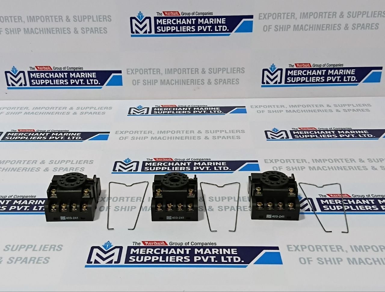 RS 403-241 11 Pin Relay Socket Base