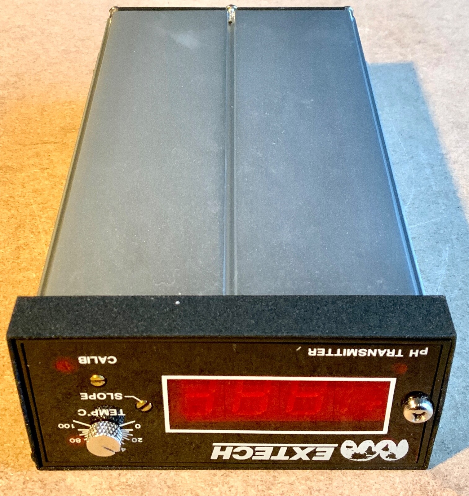 EXTECH Digital pH Transmitter Model 402006 1984