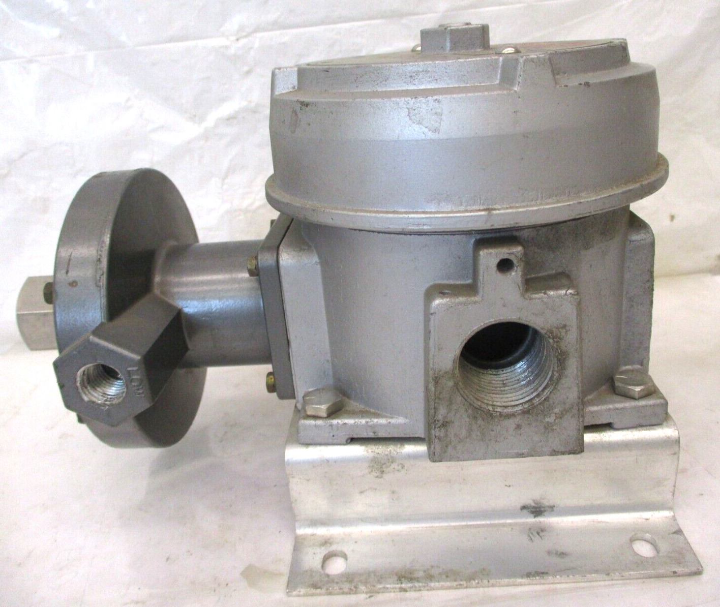 United Electric 9870 553 Type J120 Pressure Switch A7220WVS