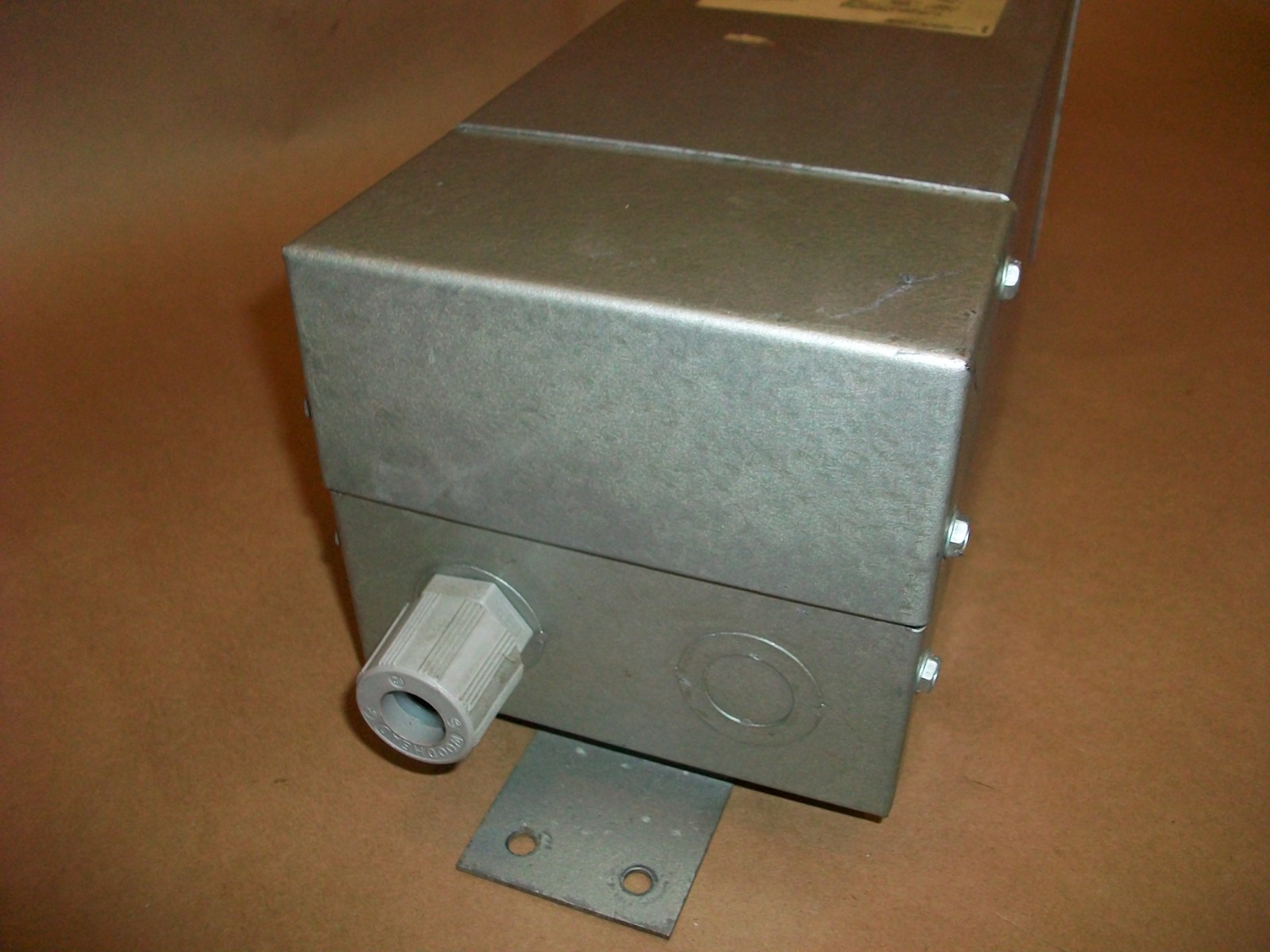 Dongan 85-1045SH Single Phase General Purpose Transformer 2.0 kva USED