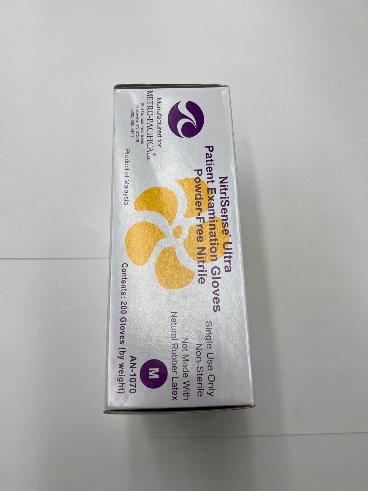 BOX OF 200 NitriSense Nitrile Disposable Exam Gloves Latex Powder-Free Medium