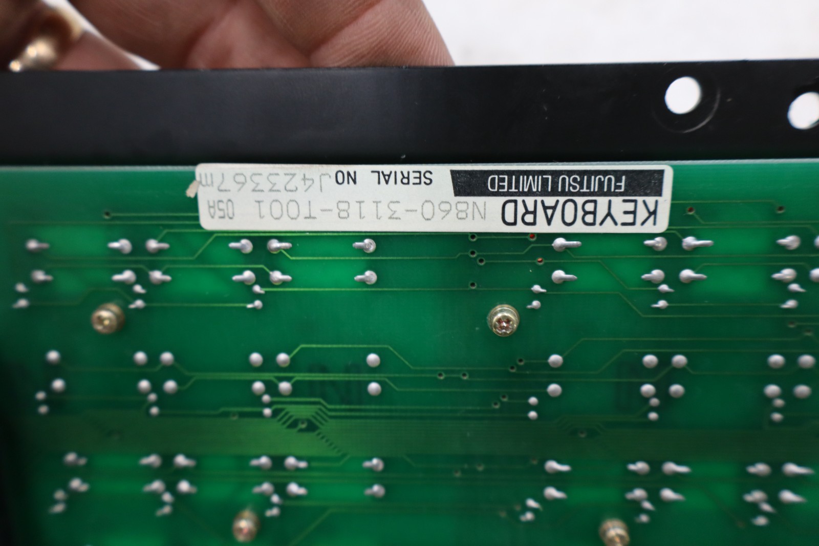 Fanuc / Fujitsu N860-3118-T001 / A86L-0001-0126 Keyboard PCB