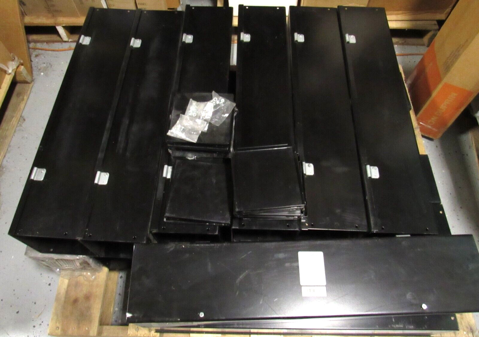 Unity CON6630GNK Pallet Includes 14 Wireways + 11 Caps [CTW]