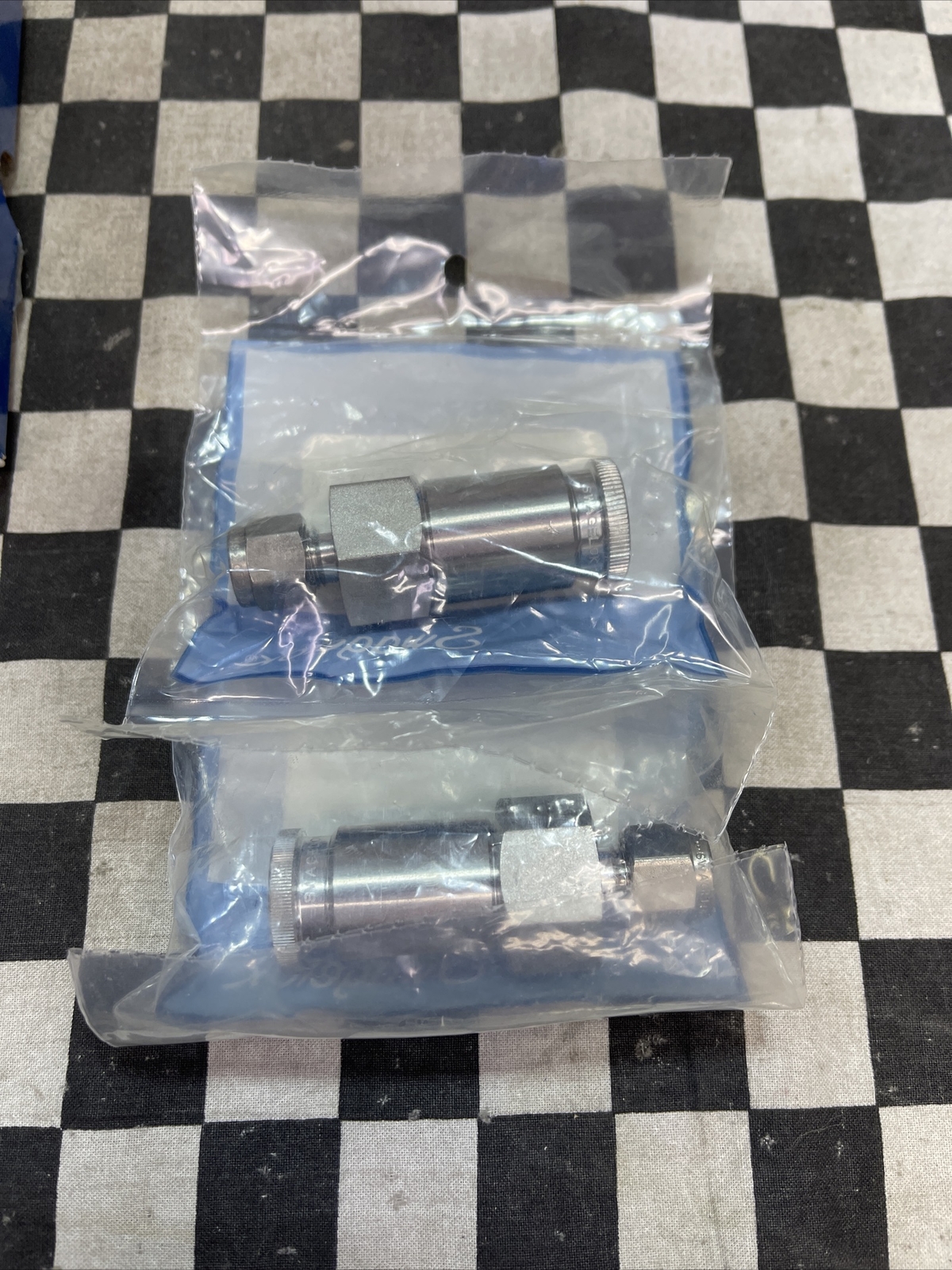 SWAGELOK SS-QTM4-S-400, SSQTM4S400, Quick Connect, LOT OF 2 SHIPSAMEDAY#1543A10
