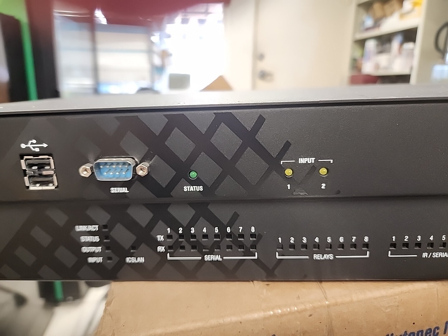 ^ AMX Netlink TPI-PRO-2DVI + Amx -nx3200