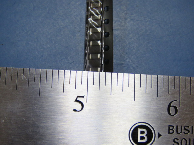 EPCOS B72520T0500K062 Qty of 100 per Lot 82V 100A Varistor 1 Circuit Surface Mo