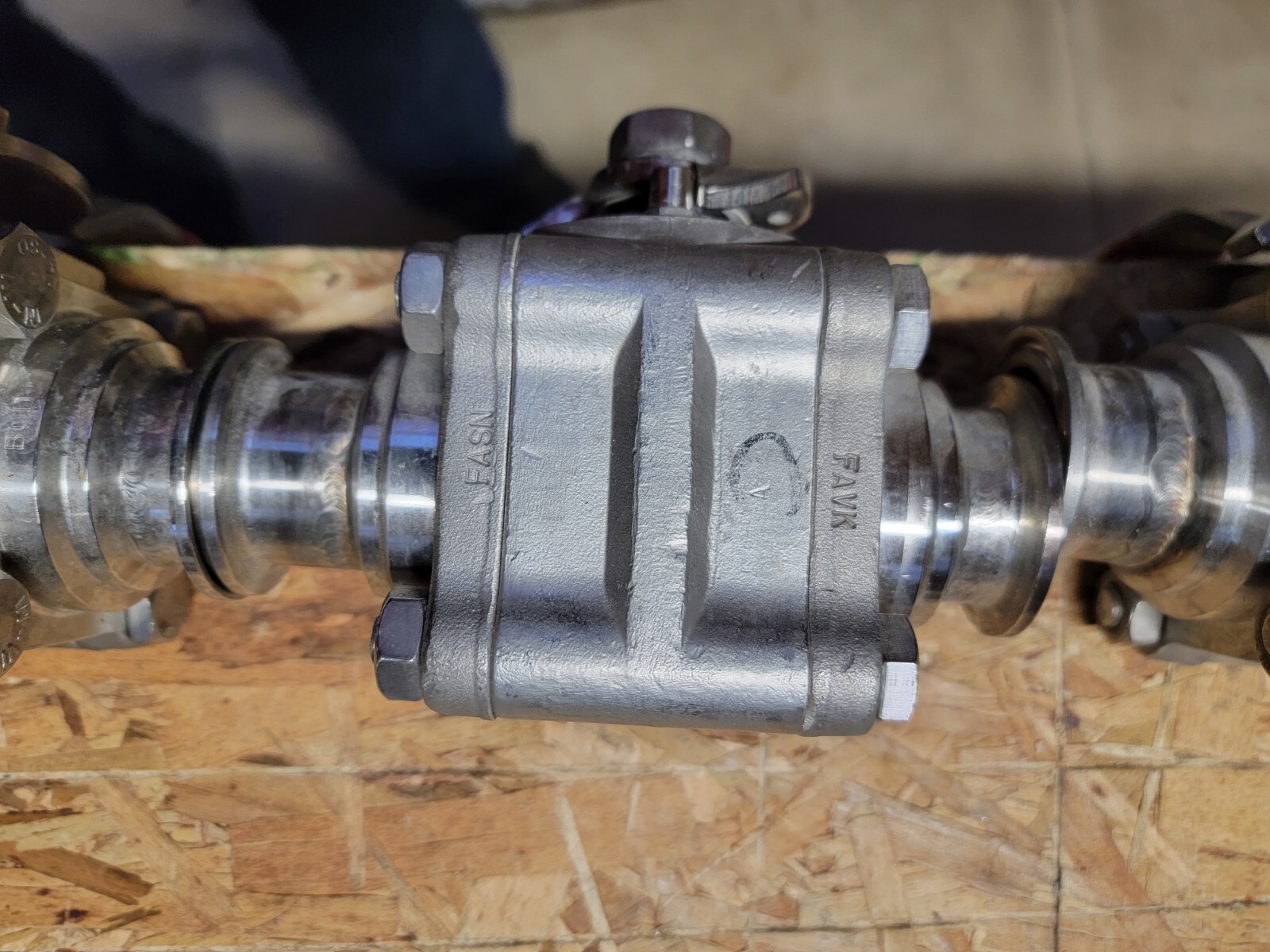 FLOWSERVE WORCESTER (UK)15A44-6666TT 316 SS BALL VALVE NOS FREE SHIPING