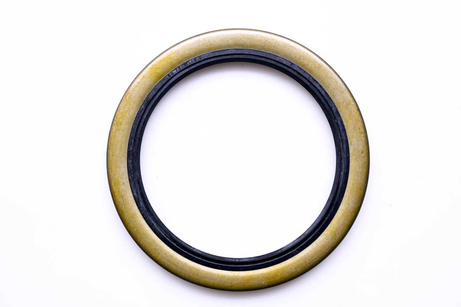Starlift Parts 1354997, HY1354997 Drive Hub Seal fits Hyster NOS