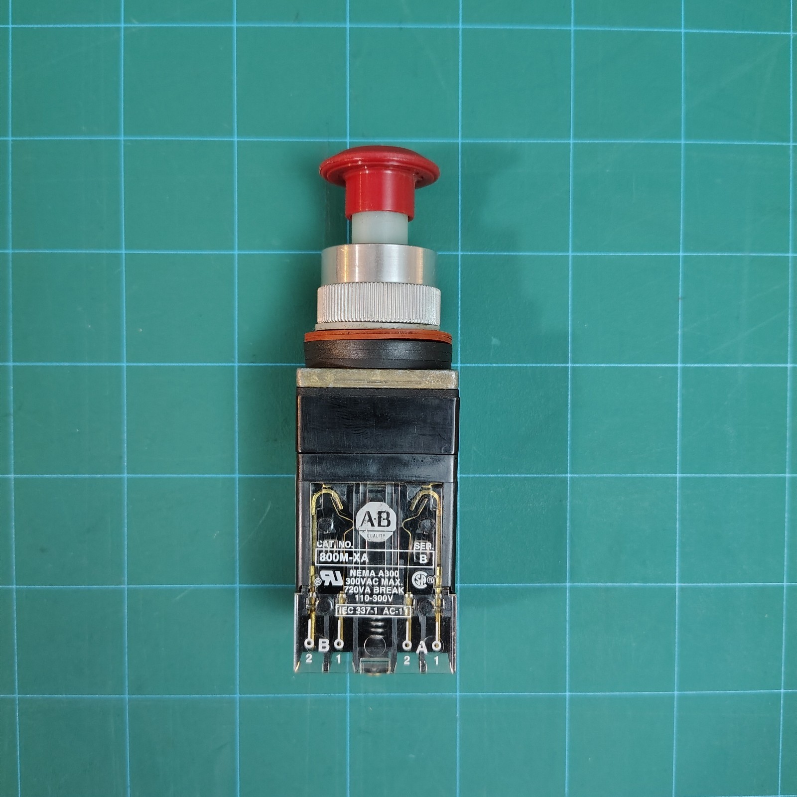 Allen Bradley 800MR-FX Emergency E-Stop Red Cap Push Pull Button w/ Contacts