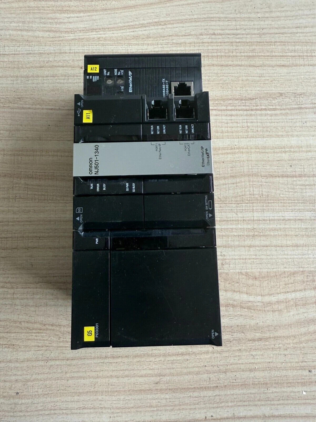 OMRON NJ501-1340 CPU UNIT&NJ-PD3001&CJ1W-EIP21 UNITS