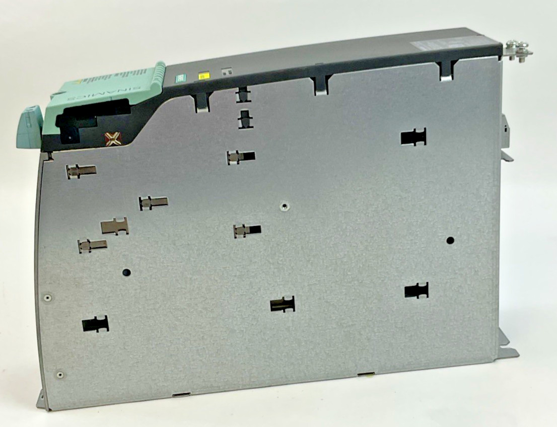 SIEMENS 6SL3130-6TE21-6AA3 SMART LINE MODULE 27A 16KW 480V 50/60HZ