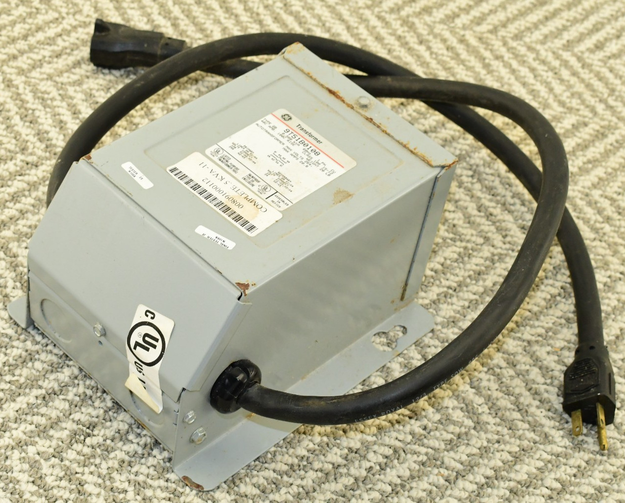 GE 9T51B0108 0.500 KVA 1 Phase 3R Enclosed Transformer 120 240 to 12/24v