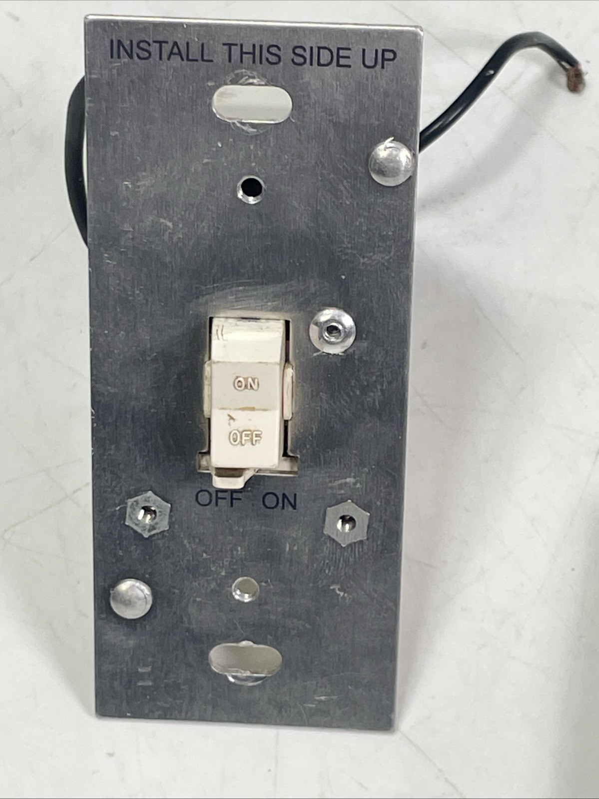 General Electric GE RF1023 Wall Switch Kit Additional Wall Mount Control Used