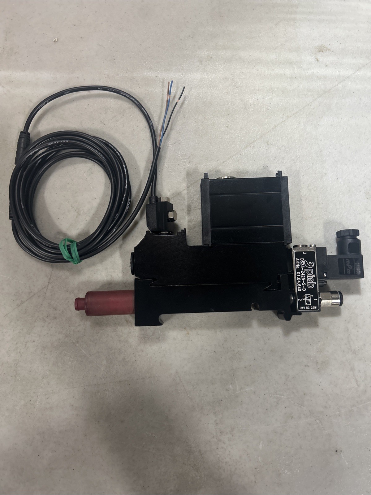 PAIB P3010 .AA. 07. AA. 05 PI 12 PUMP WITH QR EXTRA TANK INLET VALVE