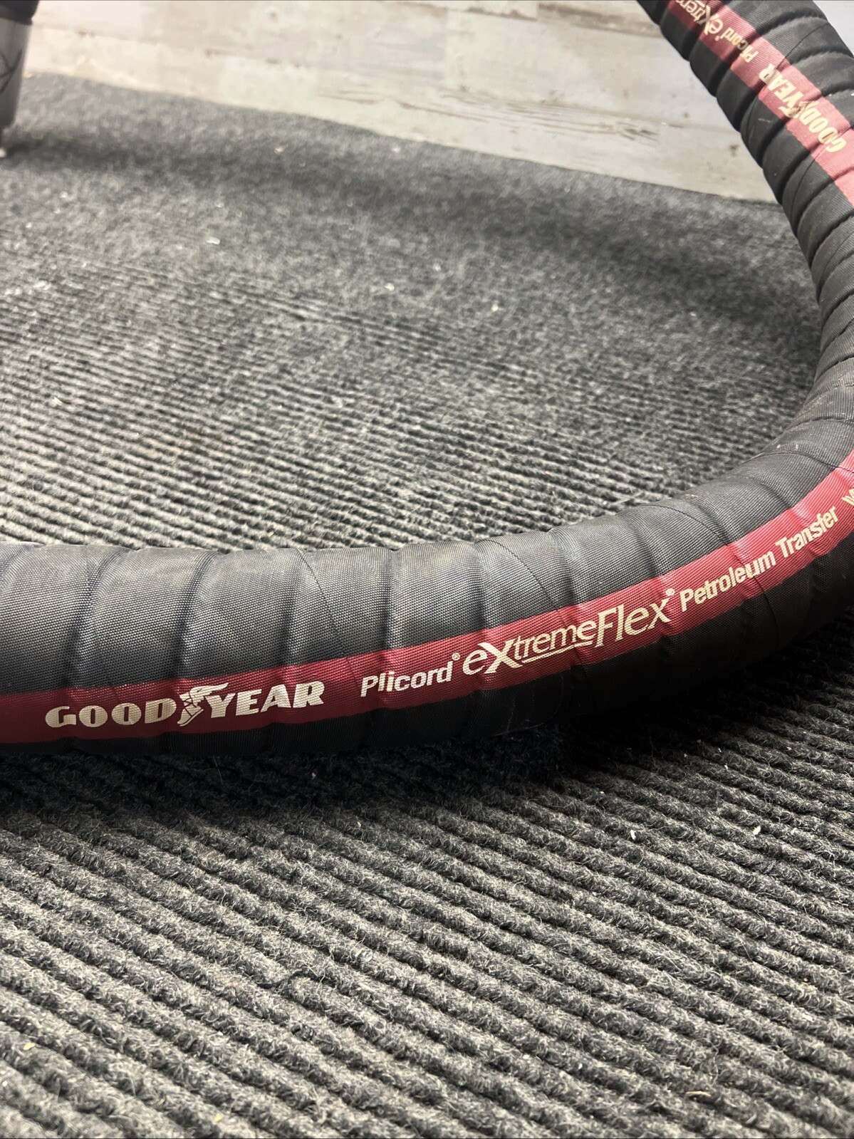 CONTINENTAL CONTITECH PLICORD EXTREME FLEX PETROLEUM TRANSFER TUBE 39068 2″ 6FT