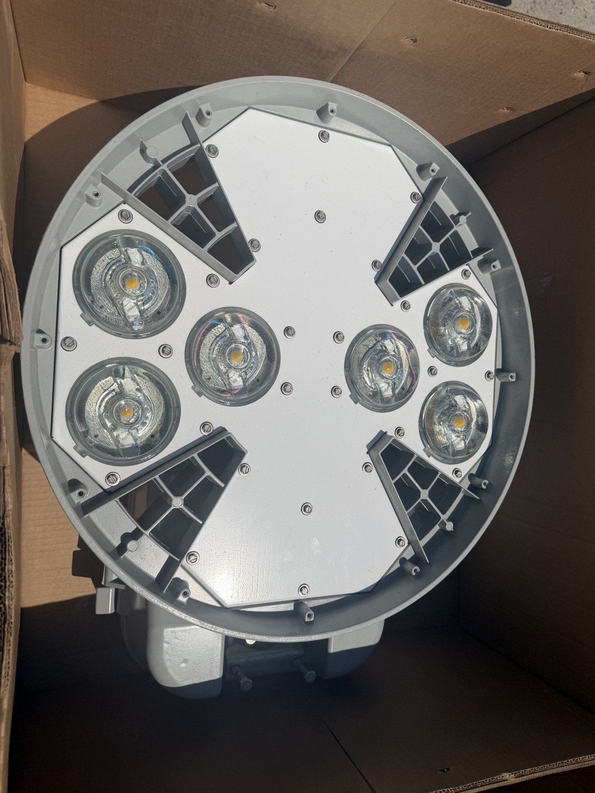 HOLOPHANE HMLED4 P2 42K HVOLT ROADWAY LED HIGH MAST LIGHT 4000K 120-277v