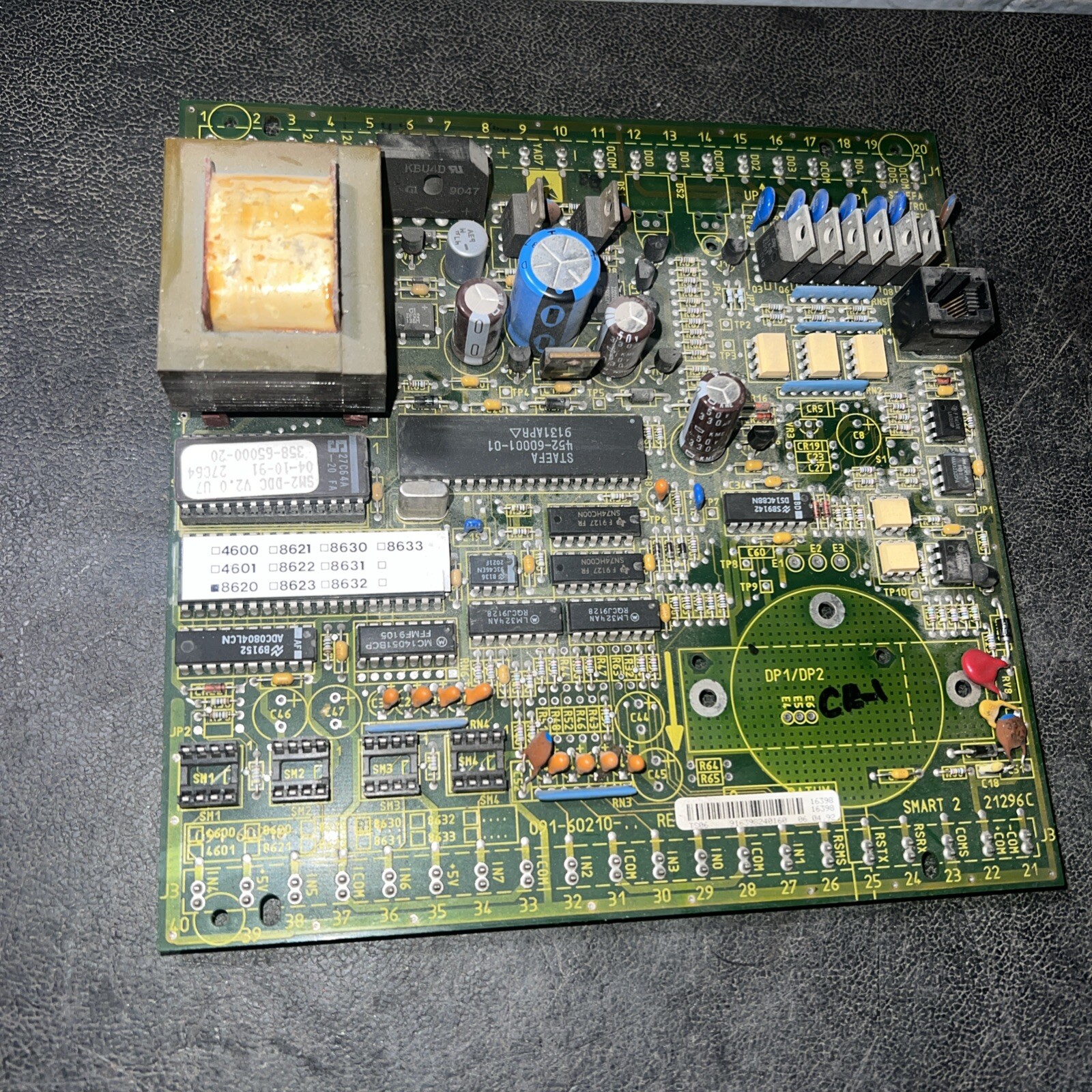 Siemens 091-60210-84 PC Board Smart II 2 Heat Pump 21296E REV. D ( UNTESTED )