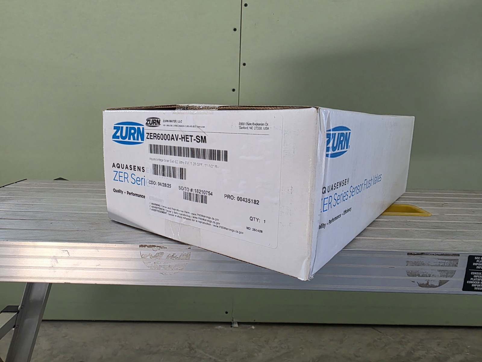 Zurn ZER6003AV-ULF-SM AquaSense 0.125 GPF Sensor Flush Valve