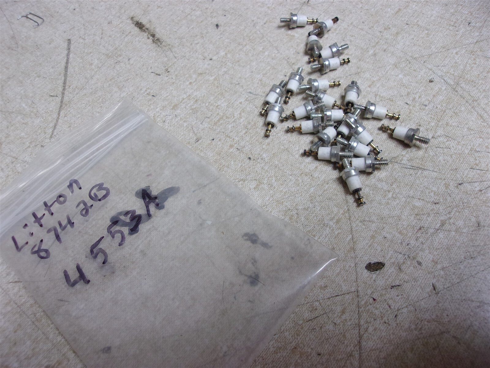 NEW Litton 8742B 4553A, Lot of 21 *FREE SHIPPING*