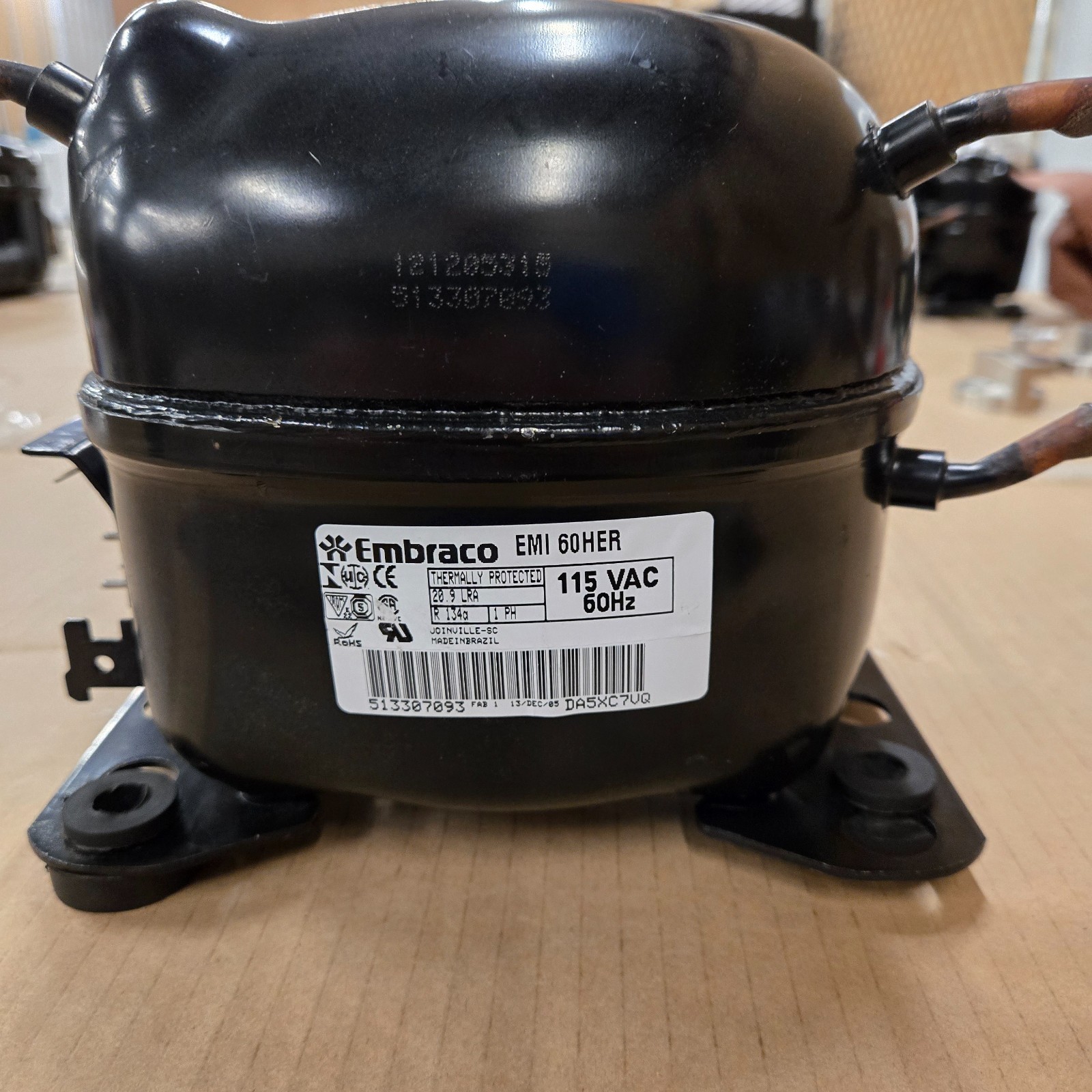 Nidec-Embraco EMI60 HER 115v1ph R134a 1/6hp Compressor EMI60HER