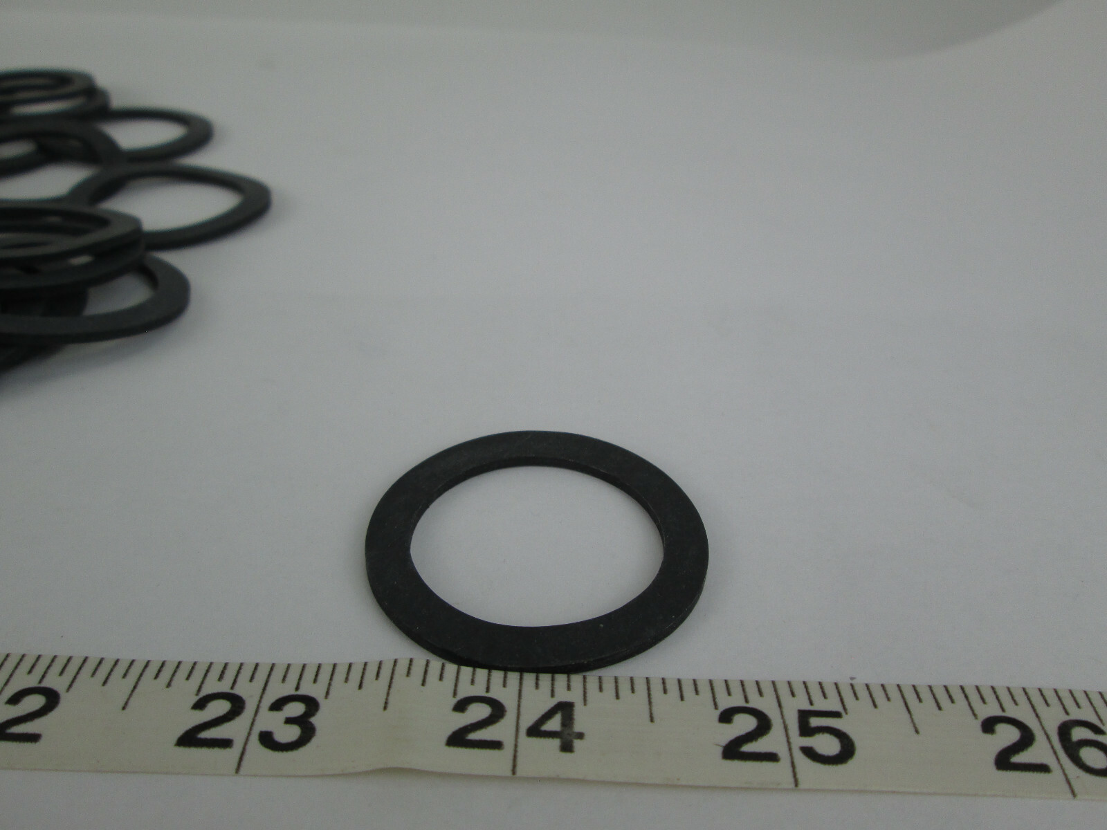 Lot of 130 Rubber Gasket Washer Ring Seals App. 1-9/16″ OD x 1-3/16″ ID