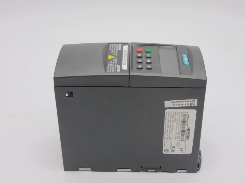 SIEMENS 6SE6420-2AB17-5AA1 VER. 1.31 200-240V 8.2A NSMP