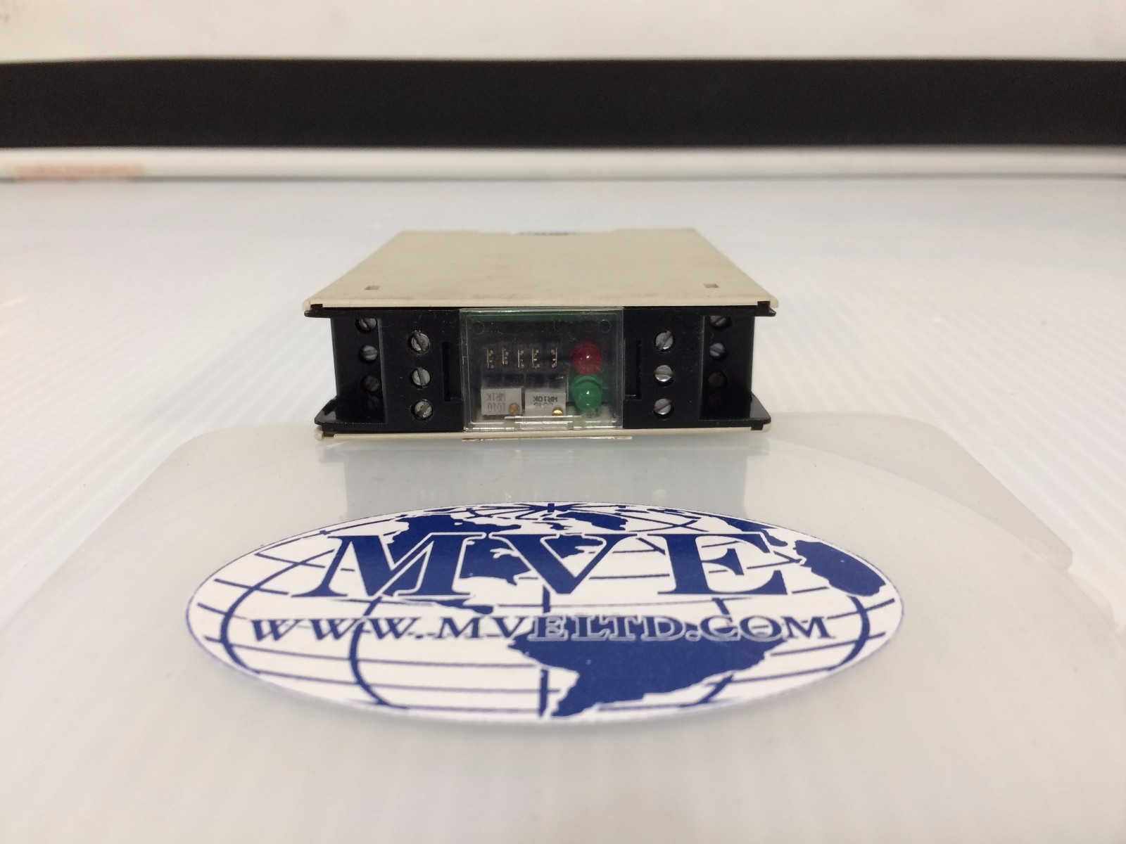 AXIOMATIC IC-DR-13 ANALOG SIGNAL CONVERTER