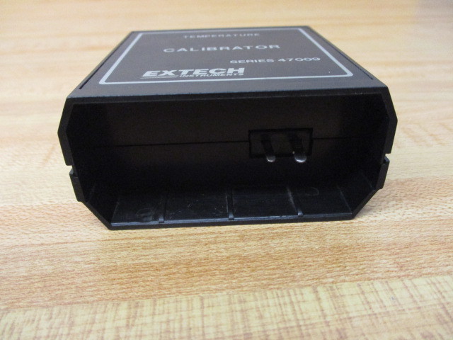 Extech 47009 Temperature Calibrator 83445/689