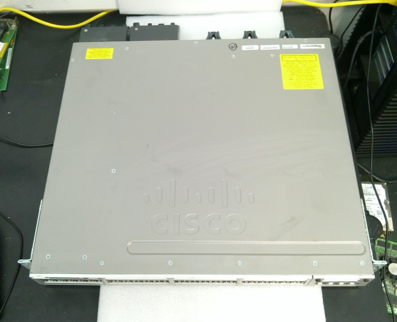 Cisco (WS-C3850-48U-S V06) W/ C3850-NM-4-10G & Mounting Ears & 2 P/S