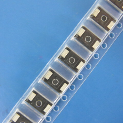 VISHAY 293D475X9035D2TE3 Qty of 100 per Lot CAP TANT 4.7 UF 35 V 10% EIA_D
