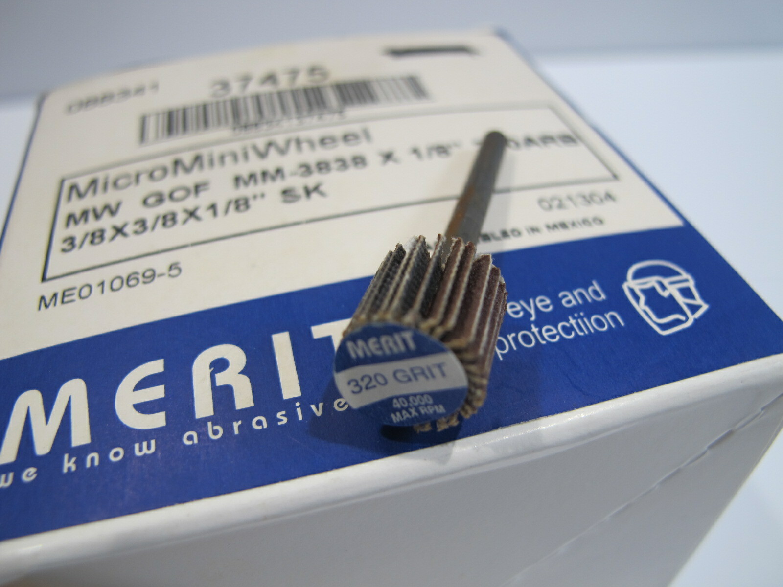 MERIT 08834137475 Flap mount MICROMINI Wheel AO 3/8×3/8×1/8 Abrasive Oxide 1pc