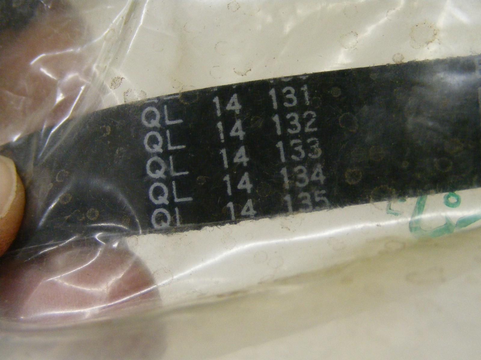 C.P. Bourg 9126227 Bando BELT 420L050 (a80)