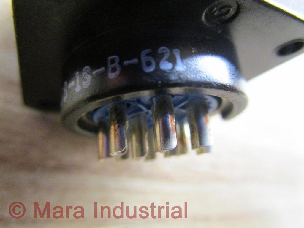 Amphenol 97-3102A18-1S-B-621 Circular Connection Receptacle