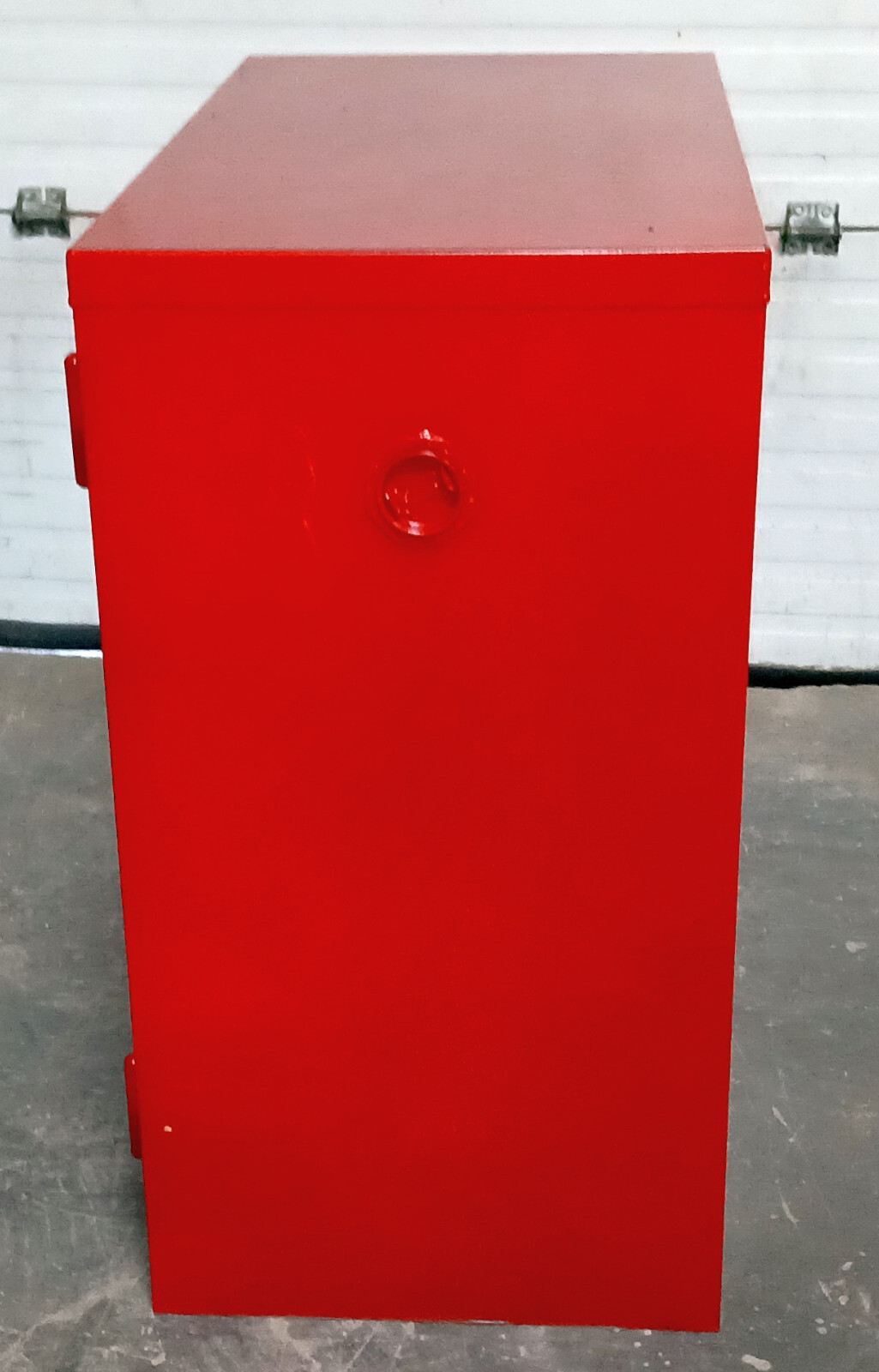 1 NEW JAMCO BP30 30 GALLON FLAMMABLE STORAGE CABINET NNB ***MAKE OFFER***