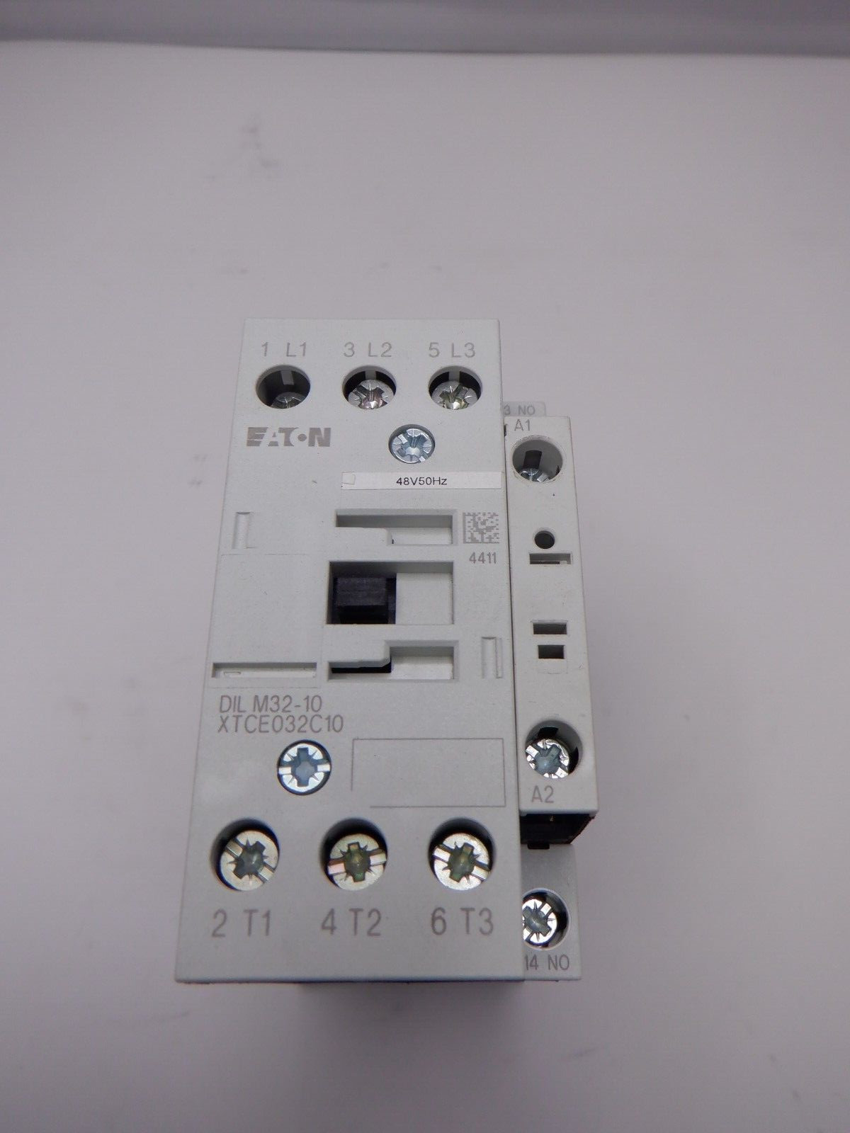 Eaton XTCE032C10 DIL M32-10 Contactor new
