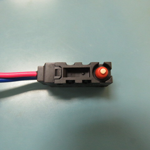 OMRON D2VW-5-1MS Qty of 4 per Lot Switch SPDT Chassis Mount