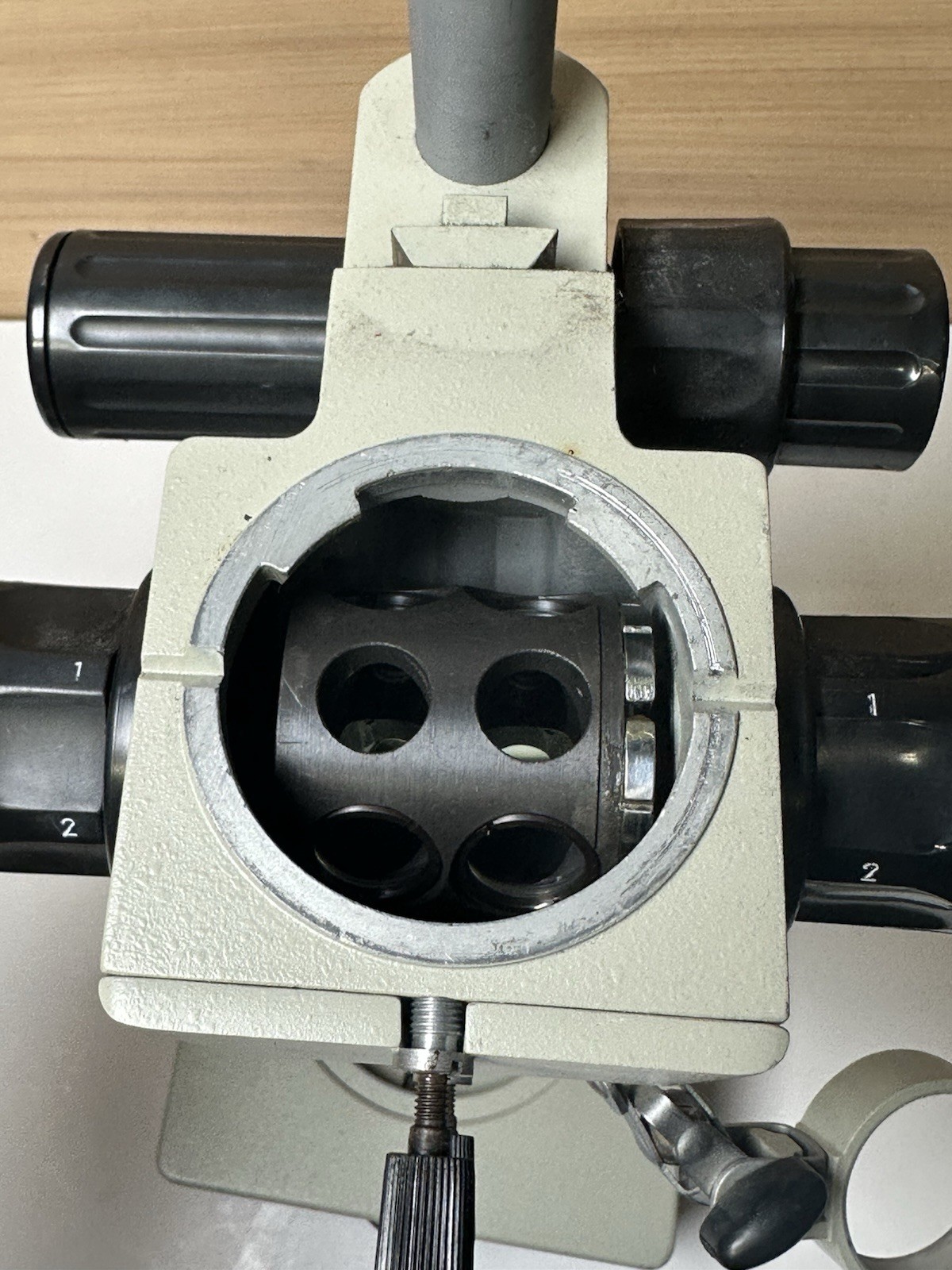 LOMO MBC-10 Microscope (UNTESTED PLEASE SEE PICTURES)