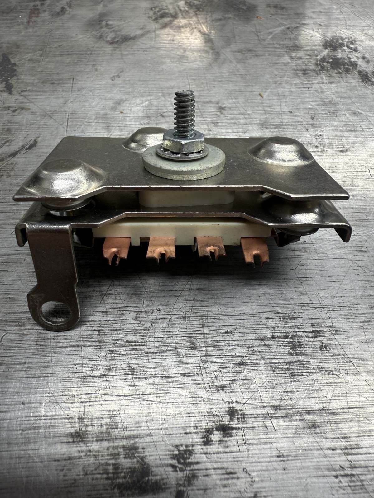 (NEW) Wai Rectifier 31-8100