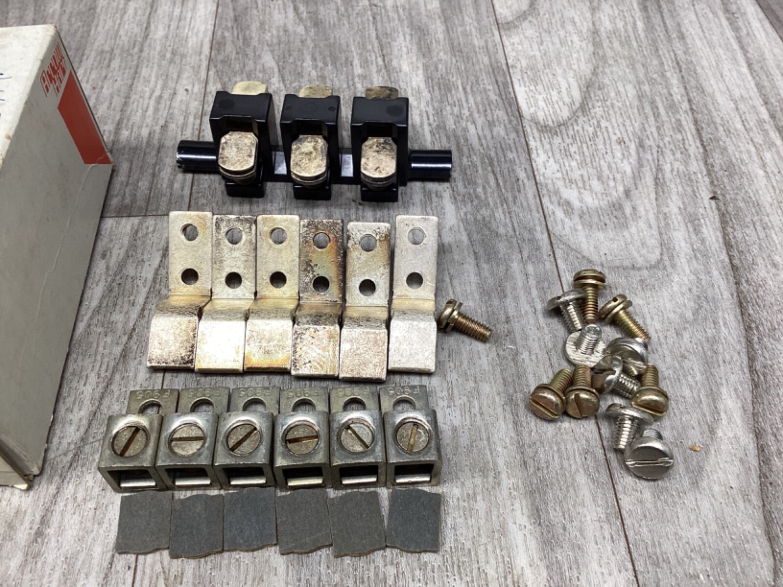 ARROW HART AHP-306 CONTACT SET 3-POLE FOR SIZE 2 NEW! #62H74*CO