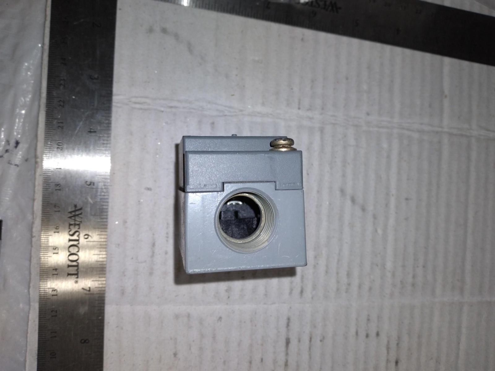OPOCON CONTROL BASE ASSY COMPLETE ASSY 8890A 6501 LESS RECEPTACLE 8890A-7501