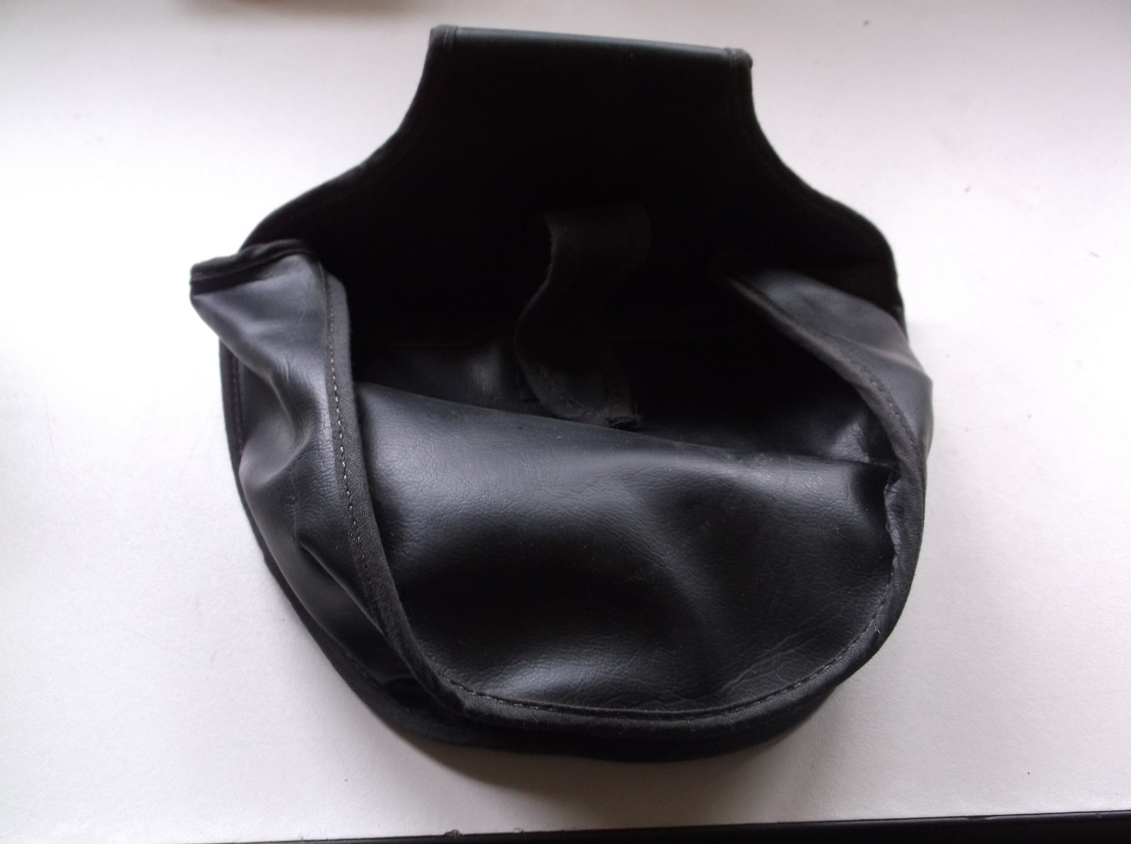 NEW Black Vinyl Leather Look Tool Bag, Hooks to Belt *FREE SHIPPING*