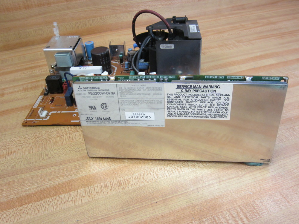 Mitsubishi CP210A145C10 PWB-MAIN KPC 4594MV-0 w/Color Display Monitor
